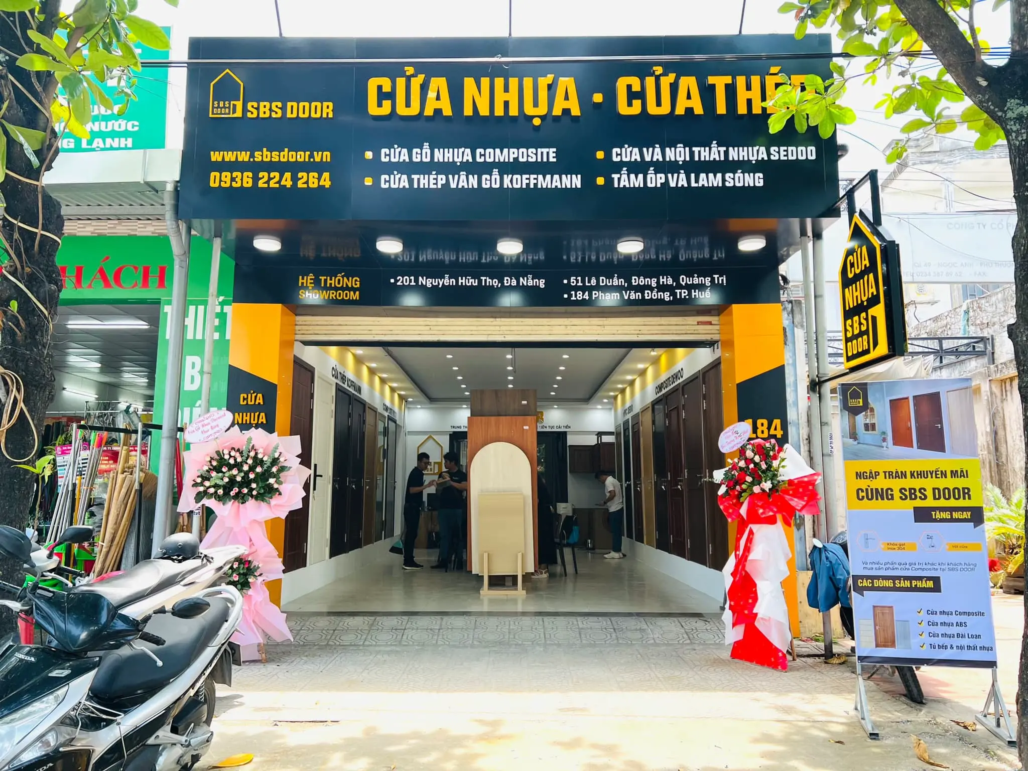 Mặt tiền showroom tại Huế