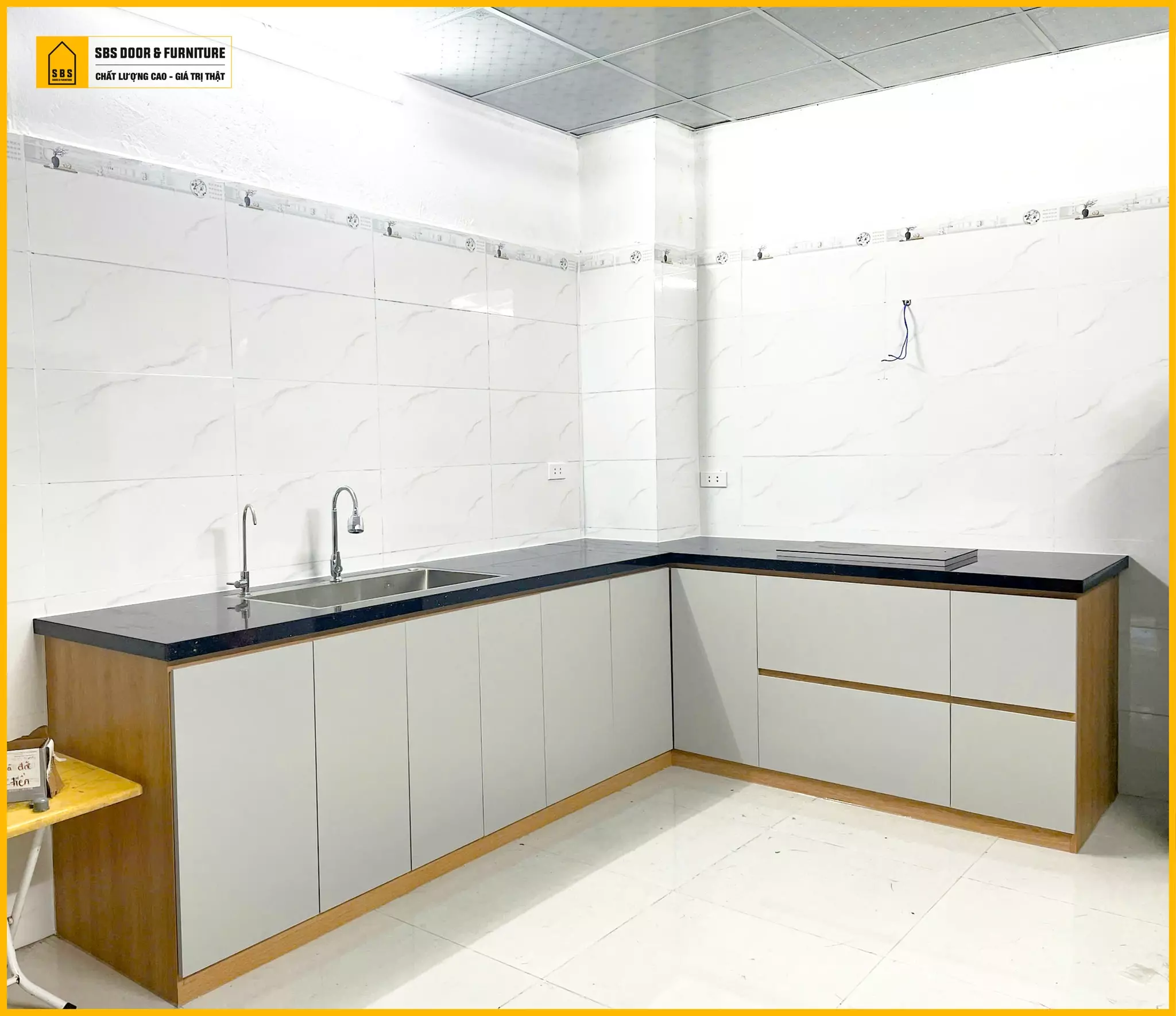 Tủ bếp nhựa Harmony Plus cao cấp được cấu thành từ ba phần chính