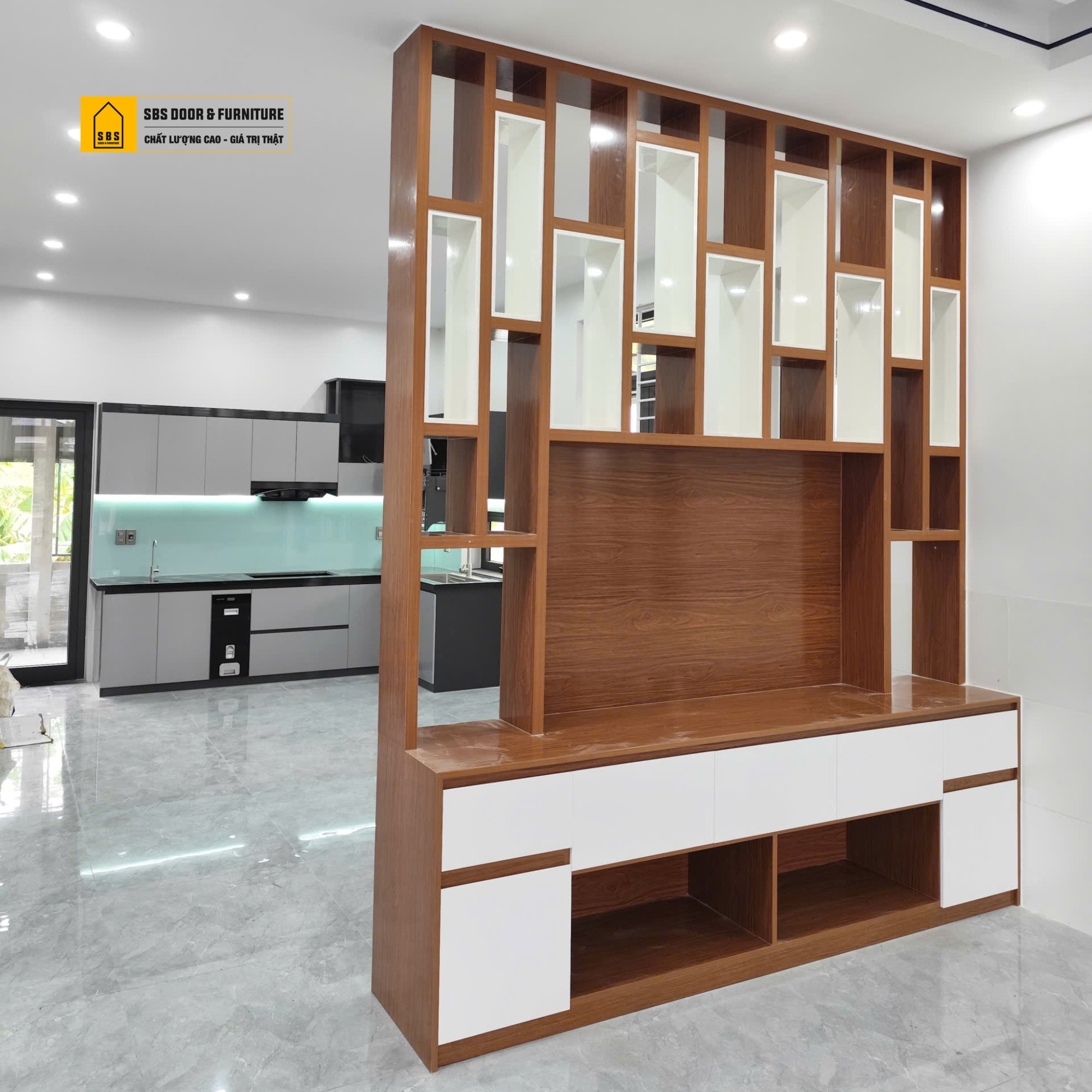 Yếu tố ảnh hưởng đến giá thi công vách ngăn nhựa như dòng sản phẩm, diện tích thi công,...